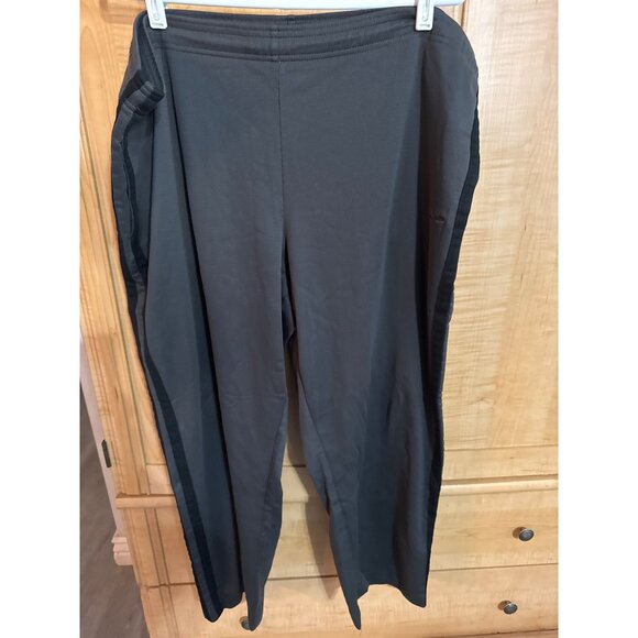 Champion Mens XL Gray Athletic Pants 24”Inseam - Picture 2 of 5